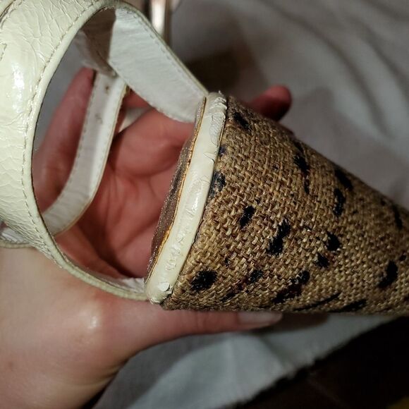 Red Circle Leopard Chunky Platform - Picture 4 of 14